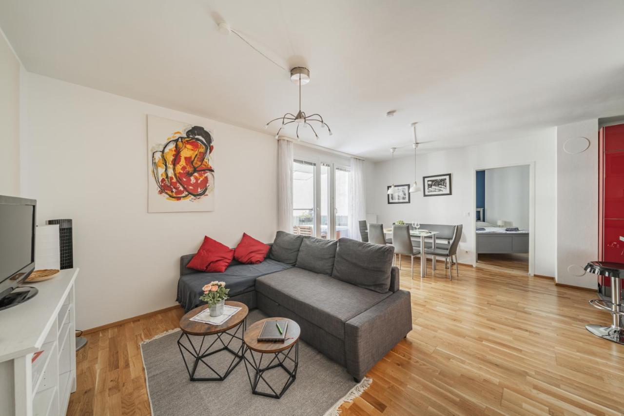 17 C&J'S Apartment Wina Bagian luar foto