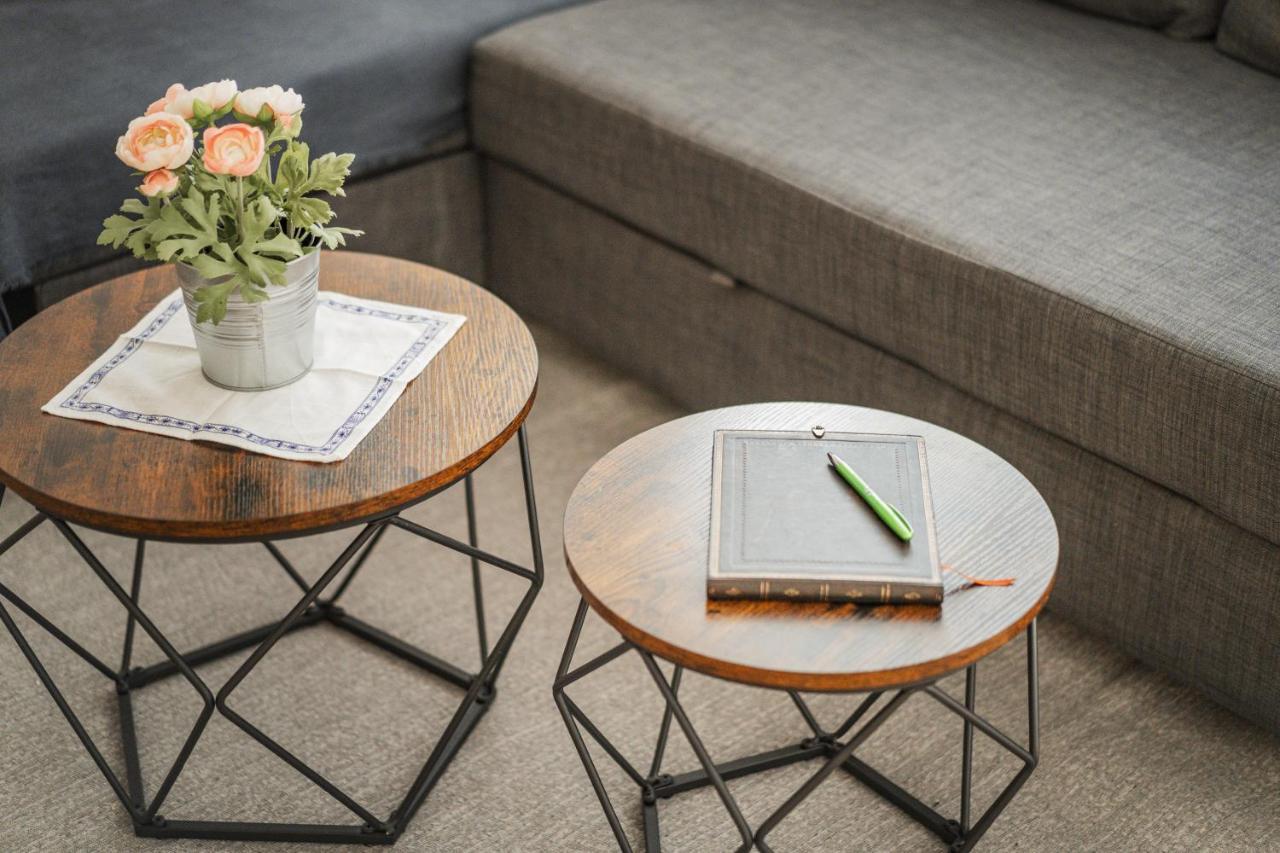 17 C&J'S Apartment Wina Bagian luar foto